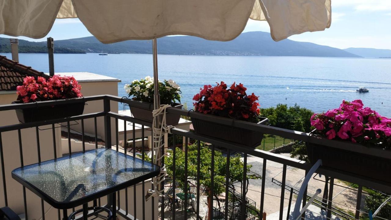 Sunset Apartment Tivat Exterior photo